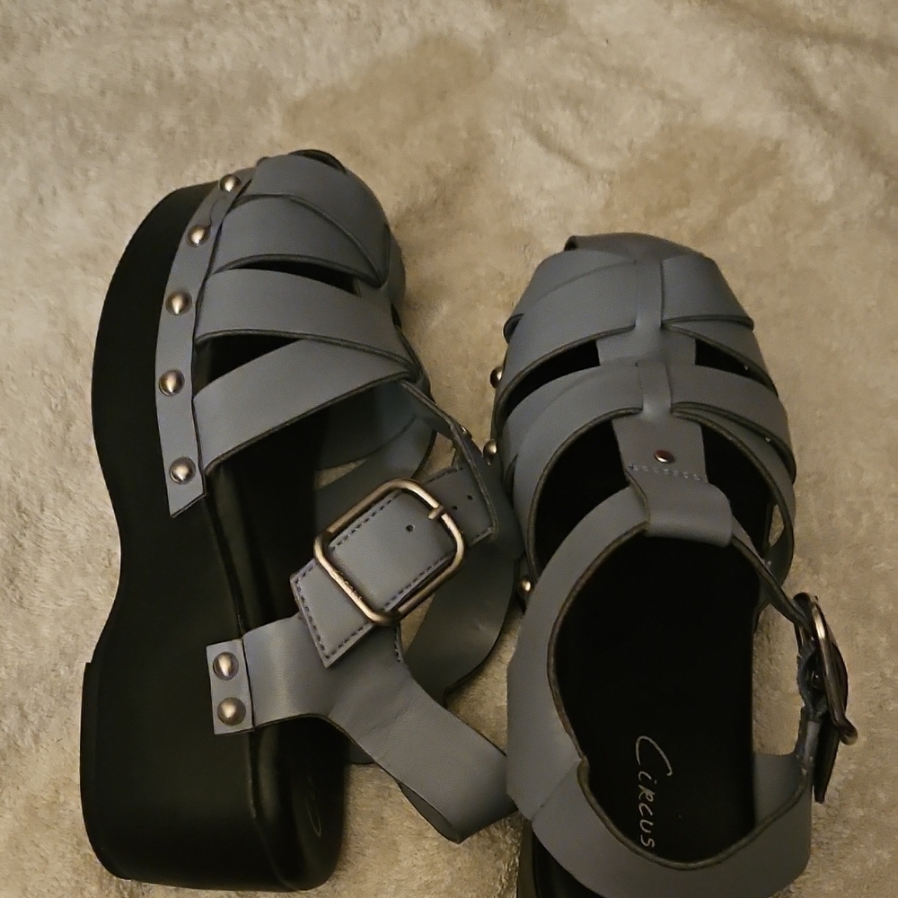 Blue and Black Platform Shoes with Chunky Sole
